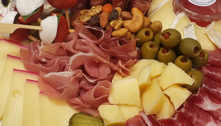 Tábua de frios dia dos namorados delivery Curitiba