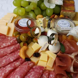 Tabua frios sem lactose Curitiba delivery